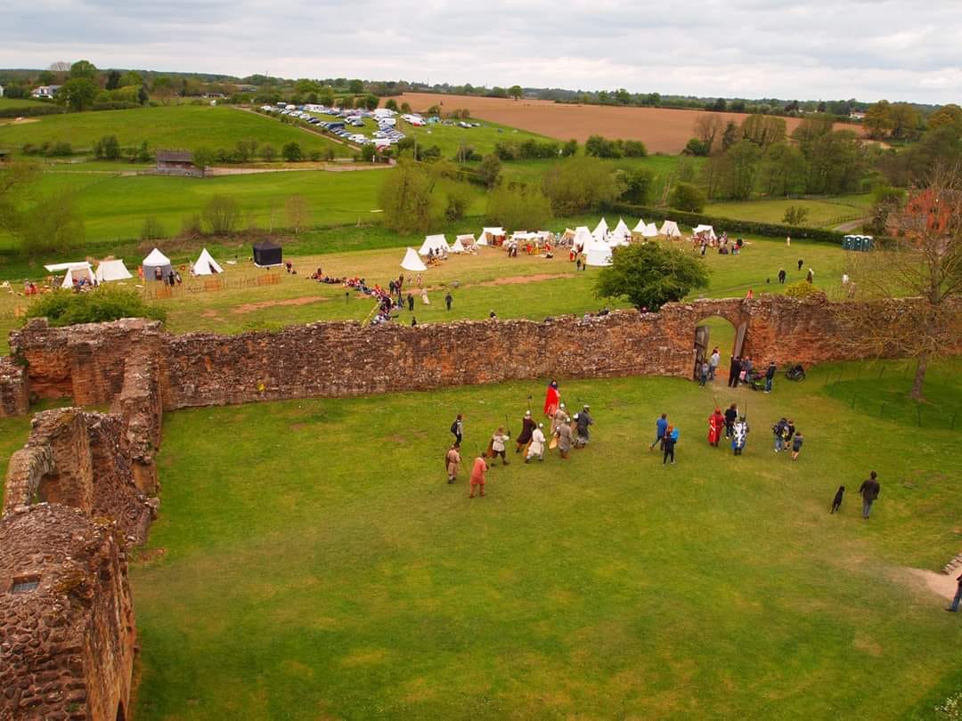 A camp at a ruined castle